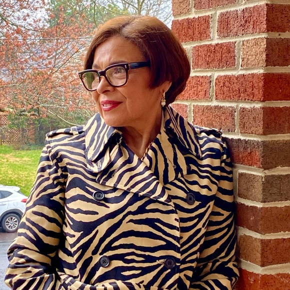 Meet your Posher, Maria - Picture 1 of 1